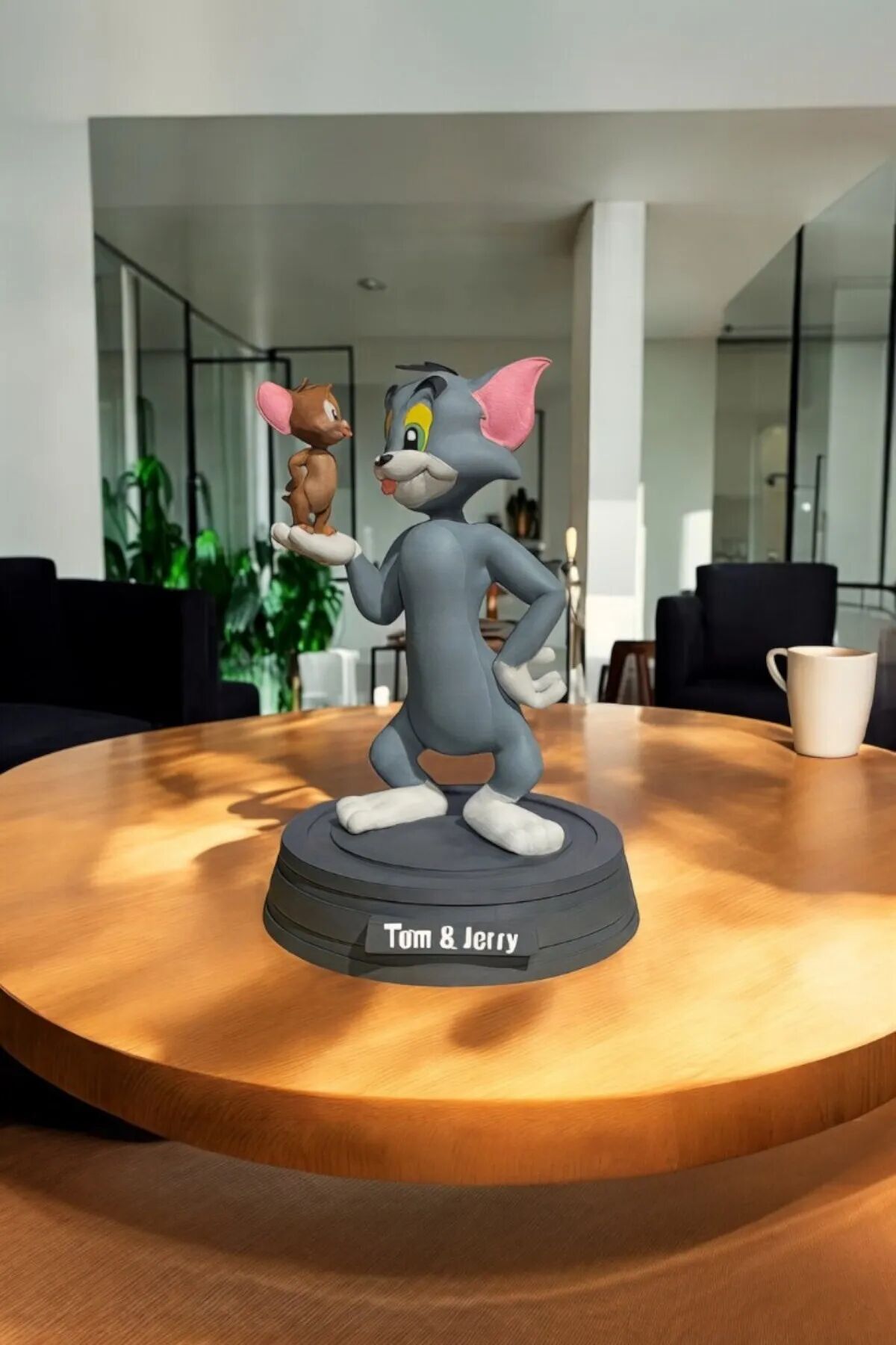 Tom ve Jerry Figürü